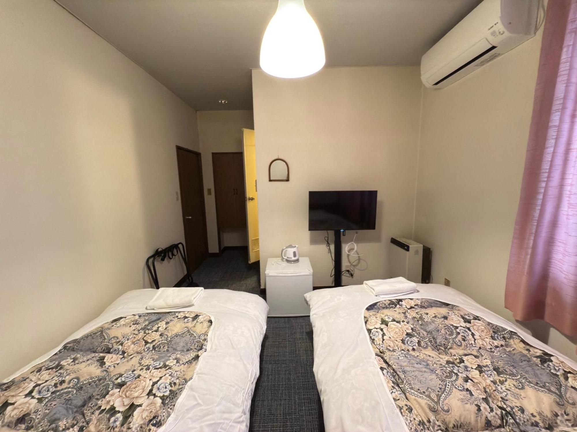 Hotel Junior Mint هاكوبا المظهر الخارجي الصورة